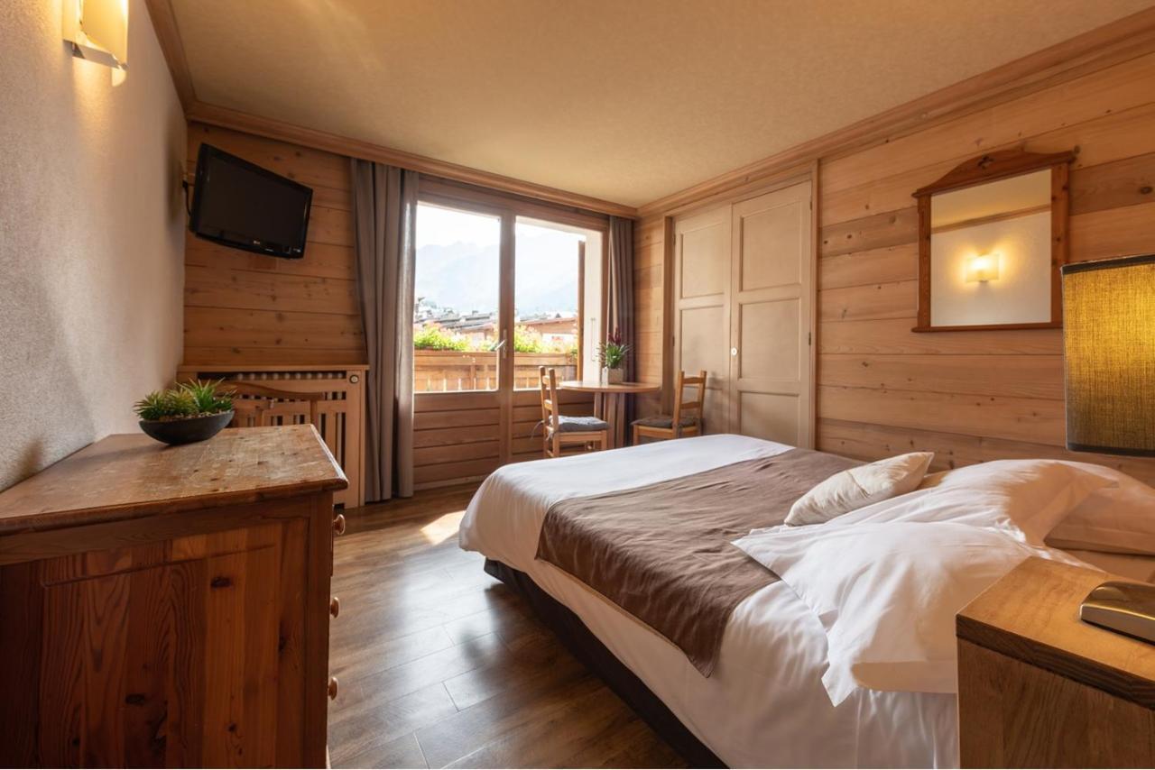 Hotel La Montagne 2*